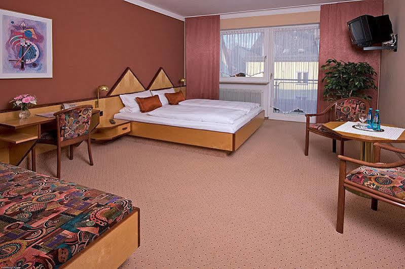 Hotel Zur Krone بايلنغريس المظهر الخارجي الصورة
